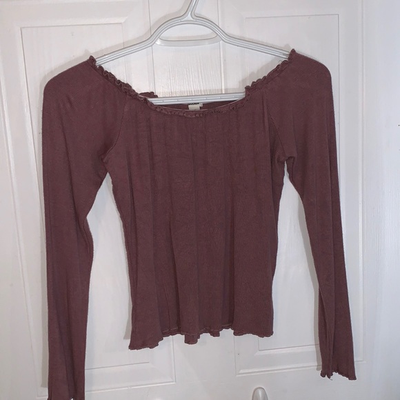 GARAGE off the shoulder purple ruffle shirt size L - Picture 1 of 1